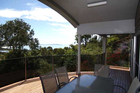 Coastwatch, 26 Comara Terrace - Accommodation in Surfers Paradise 1
