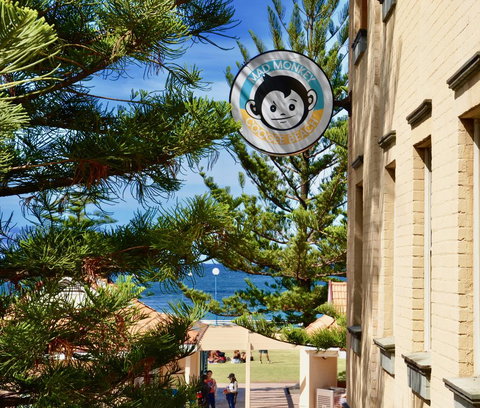 Mad Monkey Hostel Coogee Beach - Accommodation in Surfers Paradise 9