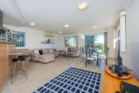 Ronald Avenue 1/65 - Shoal Bay - Accommodation in Surfers Paradise 1
