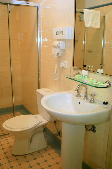 Avonmore On The Park Boutique Hotel - Accommodation in Surfers Paradise 11