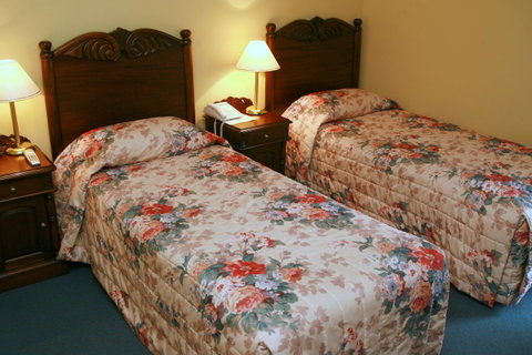 Avonmore On The Park Boutique Hotel - Accommodation in Surfers Paradise 2
