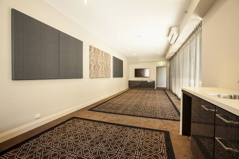 Avonmore On The Park Boutique Hotel - Accommodation in Surfers Paradise 38