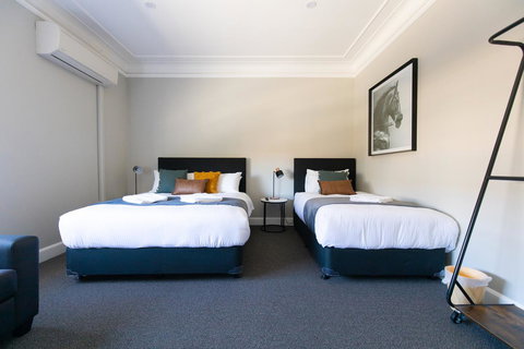 Horse And Jockey Hotel Homebush - Accommodation in Surfers Paradise 16