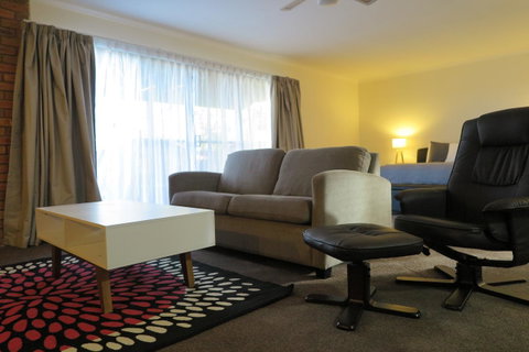 Summerhill Motor Inn - Accommodation in Surfers Paradise 40