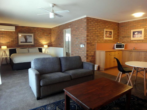 Summerhill Motor Inn - Accommodation in Surfers Paradise 35
