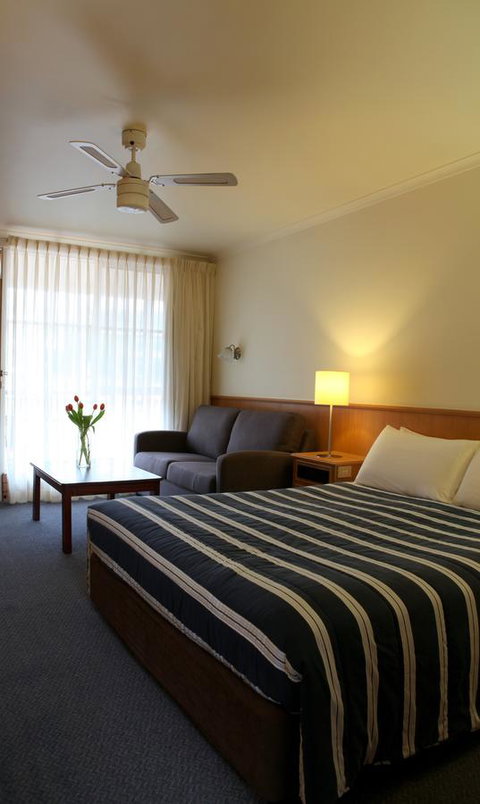 Summerhill Motor Inn - Accommodation in Surfers Paradise 13