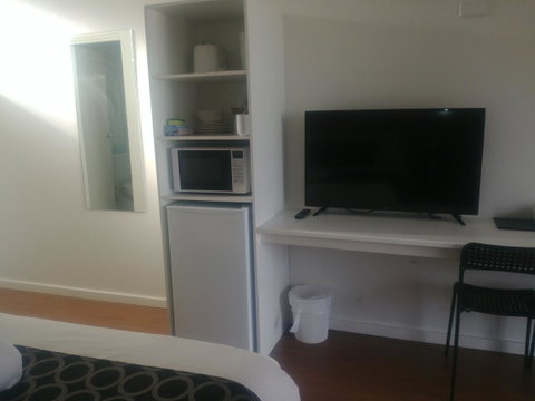 Bega Motel - Accommodation in Surfers Paradise 5