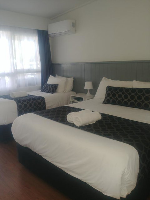 Bega Motel - Accommodation in Surfers Paradise 2