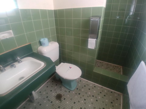 Bega Motel - Accommodation in Surfers Paradise 12
