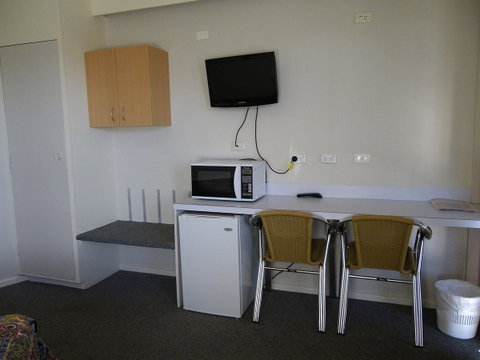 Bega Motel - Accommodation in Surfers Paradise 25