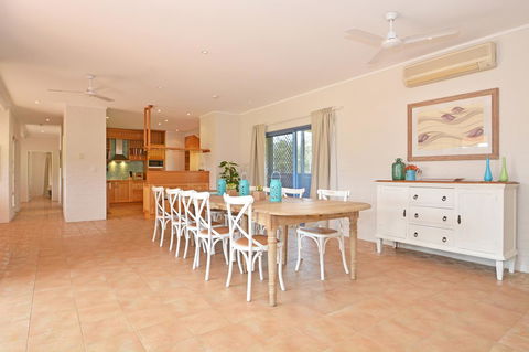 JE Guesthouse, Central To All The Hunter Valley Has To Offer - Accommodation in Surfers Paradise 7