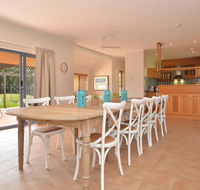 James Estate Guesthouse - Accommodation in Surfers Paradise
