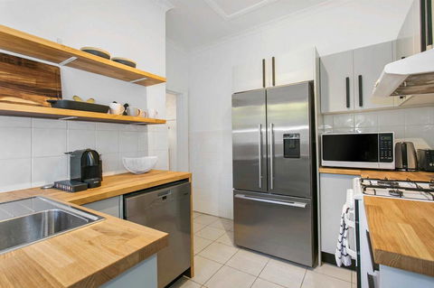 Seaspray - Manly Beach Apartment Close To The Sand - Accommodation in Surfers Paradise 7