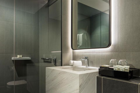 West Hotel Sydney, Curio Collection By Hilton - Accommodation in Surfers Paradise 4