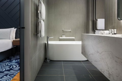 West Hotel Sydney, Curio Collection By Hilton - Accommodation in Surfers Paradise 38