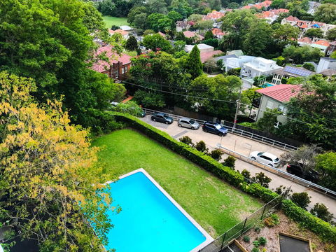 Woollahra Gem, Spectacular Views And Garden Paradise - Accommodation in Surfers Paradise 25