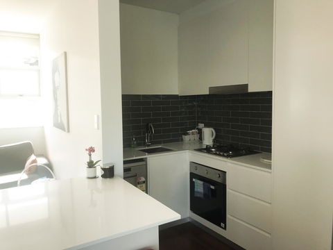 Woollahra Gem, Spectacular Views And Garden Paradise - Accommodation in Surfers Paradise 3
