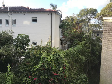 Woollahra Gem, Spectacular Views And Garden Paradise - Accommodation in Surfers Paradise 2