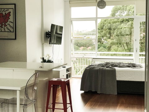 Woollahra Gem, Spectacular Views And Garden Paradise - Accommodation in Surfers Paradise 4