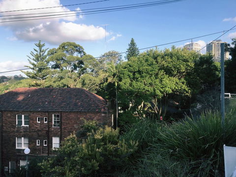 Woollahra Gem, Spectacular Views And Garden Paradise - Accommodation in Surfers Paradise 28