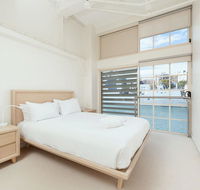 Waterfront Apartment on Sydney Harbour - Accommodation in Surfers Paradise