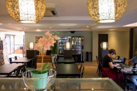 Hotel Hacienda - Accommodation in Surfers Paradise 4