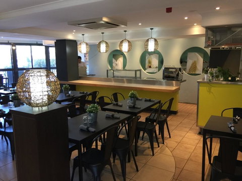 Hotel Hacienda - Accommodation in Surfers Paradise 1