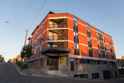 Hotel Hacienda - Accommodation in Surfers Paradise 2