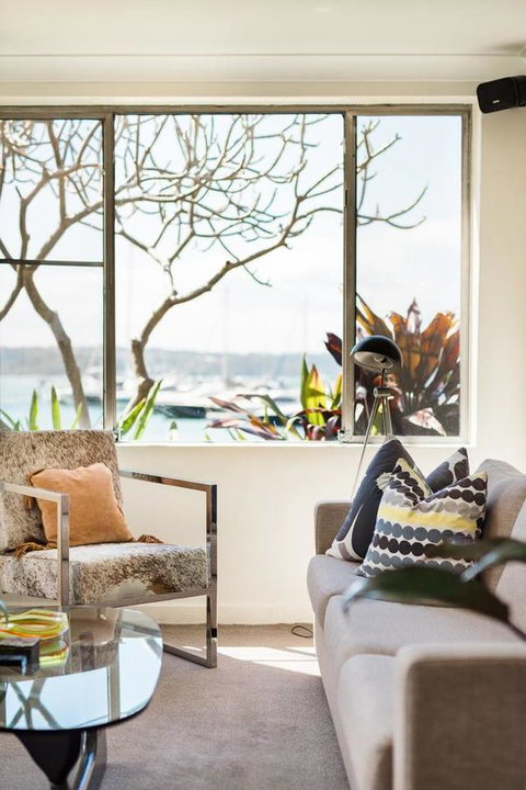 Waterfront Apartment Brimming With Inspirational Artwork - Accommodation in Surfers Paradise 17