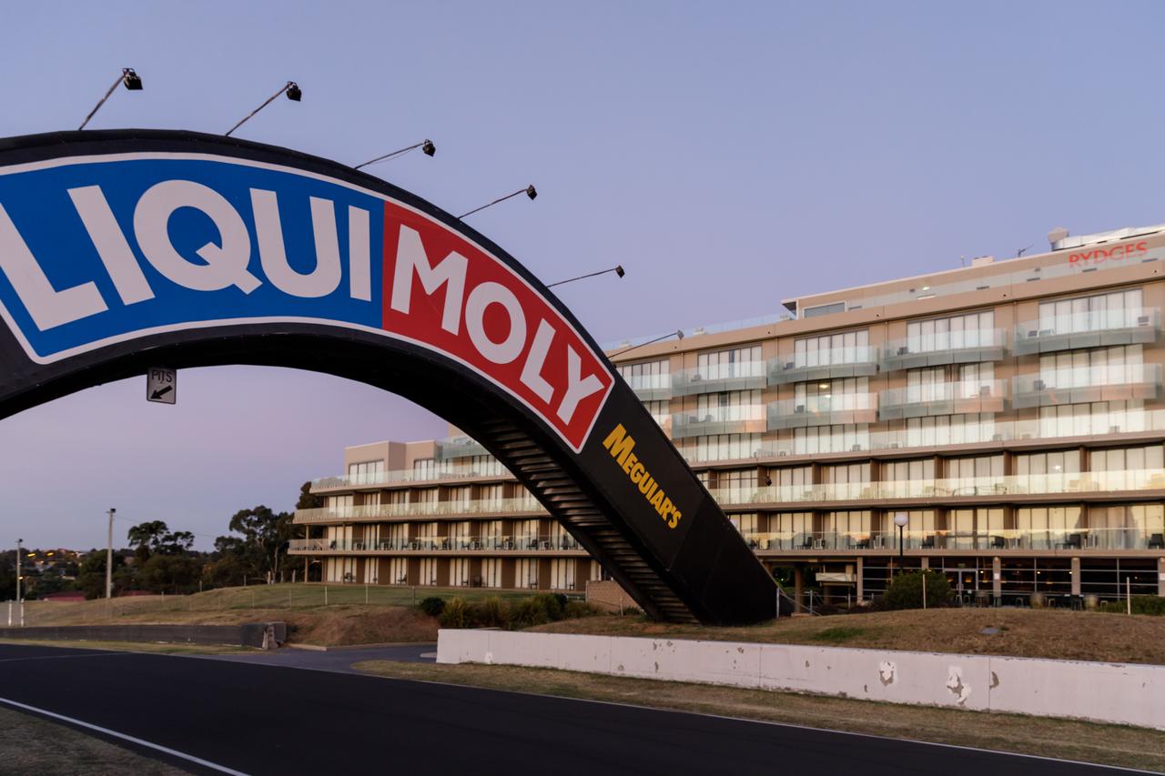 Colo NSW Accommodation in Surfers Paradise