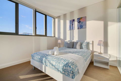 Stunning Sunset Water View 2BEDs On High Rises - Accommodation in Surfers Paradise 6
