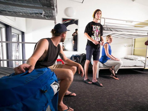 Railway Square YHA - Accommodation in Surfers Paradise 1