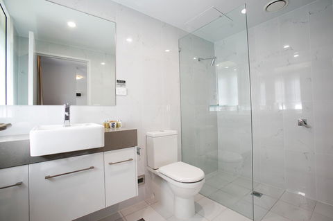 The Lucky Hotel - Accommodation in Surfers Paradise 30