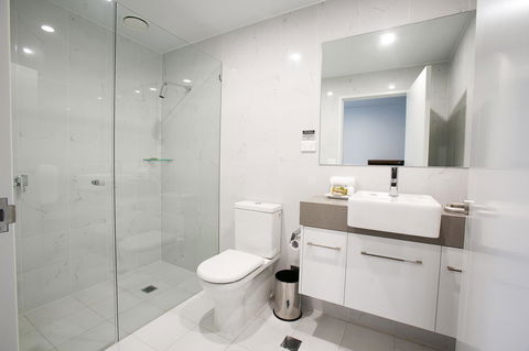 The Lucky Hotel - Accommodation in Surfers Paradise 22