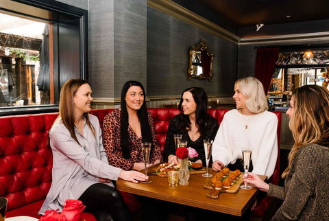 The Lucky Hotel - Accommodation in Surfers Paradise 15