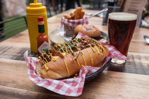 The Lucky Hotel - Accommodation in Surfers Paradise 42