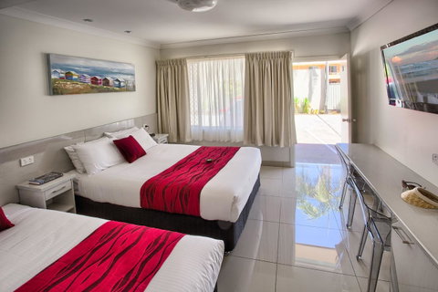 Hibiscus Motel - Accommodation in Surfers Paradise 2