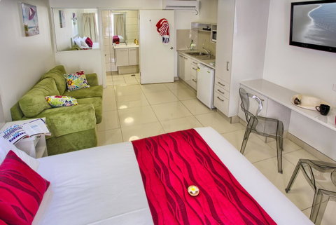 Hibiscus Motel - Accommodation in Surfers Paradise 37