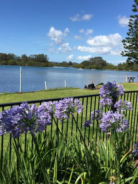 Swan Bay Hideaway - Accommodation in Surfers Paradise 5