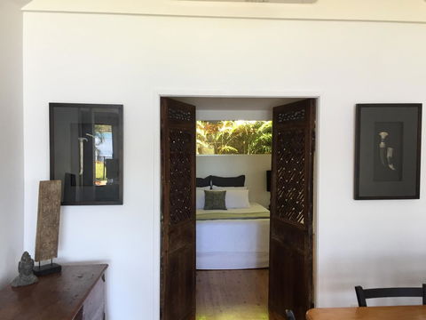 Swan Bay Hideaway - Accommodation in Surfers Paradise 14