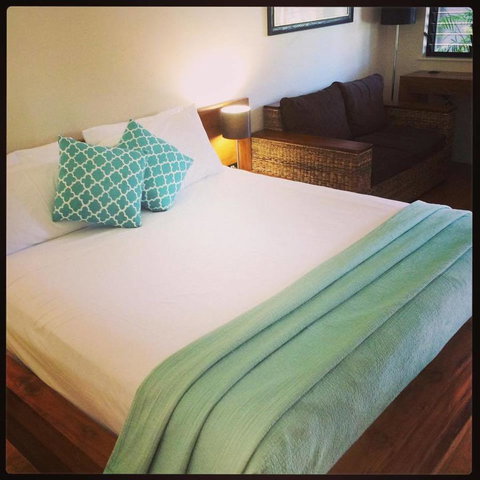 Aabi's At Byron - Accommodation in Surfers Paradise 12