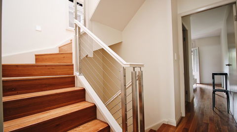 Cozy 5 Bed House In Sydney - Accommodation in Surfers Paradise 4