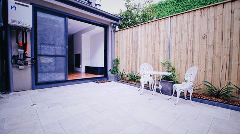 Cozy 5 Bed House In Sydney - Accommodation in Surfers Paradise 10
