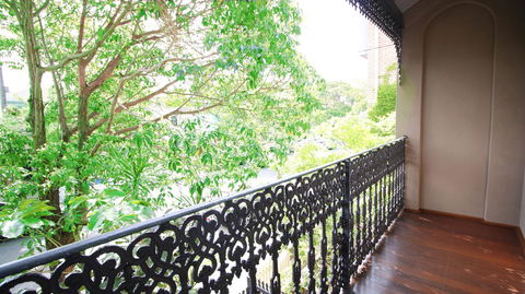 Cozy 5 Bed House In Sydney - Accommodation in Surfers Paradise 8