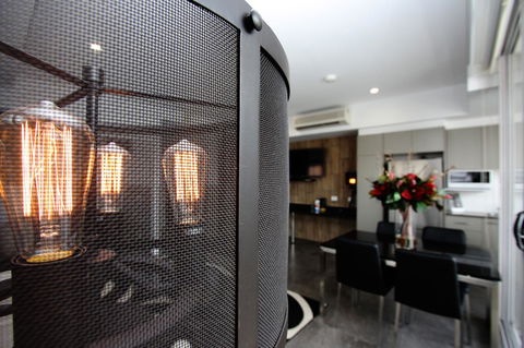 Honeysuckle Executive Apartments - Accommodation in Surfers Paradise 35