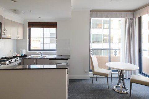 Seasons Harbour Plaza - Accommodation in Surfers Paradise 2