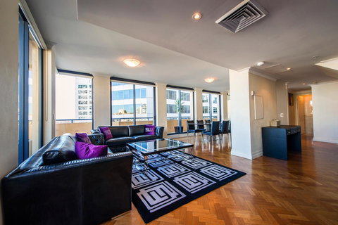 Seasons Harbour Plaza - Accommodation in Surfers Paradise 26