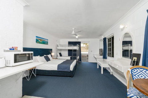 Wollongbar Motel - Accommodation in Surfers Paradise 18