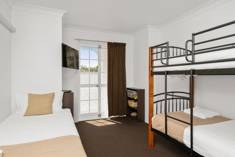 Wollongbar Motel - Accommodation in Surfers Paradise 31