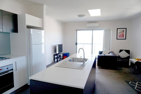 Starlight At The Vue - Accommodation in Surfers Paradise 0